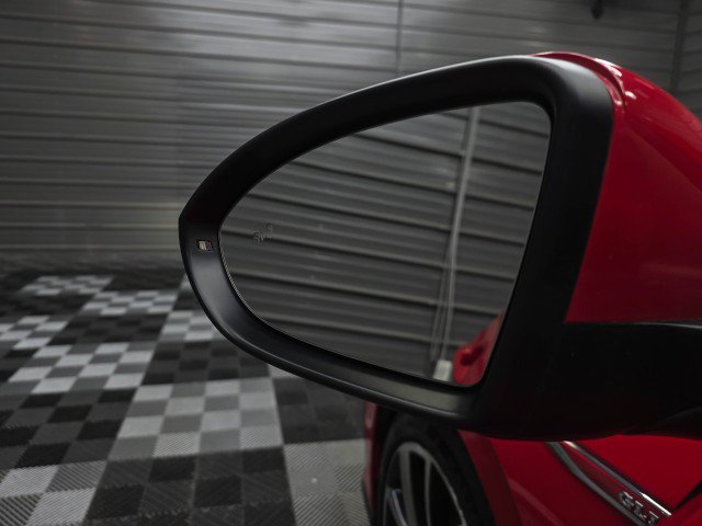 Used 2020 Volkswagen Jetta GLI FWD image 34