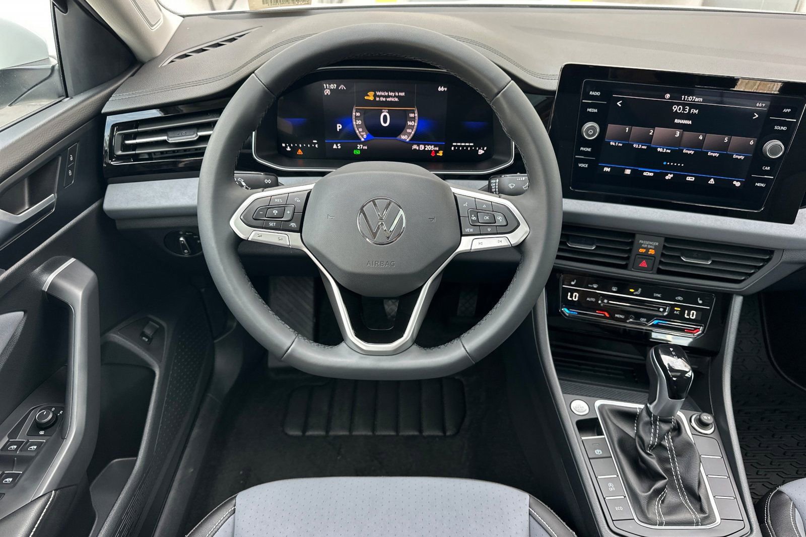 New 2026 Volkswagen Jetta SE FWD image 12