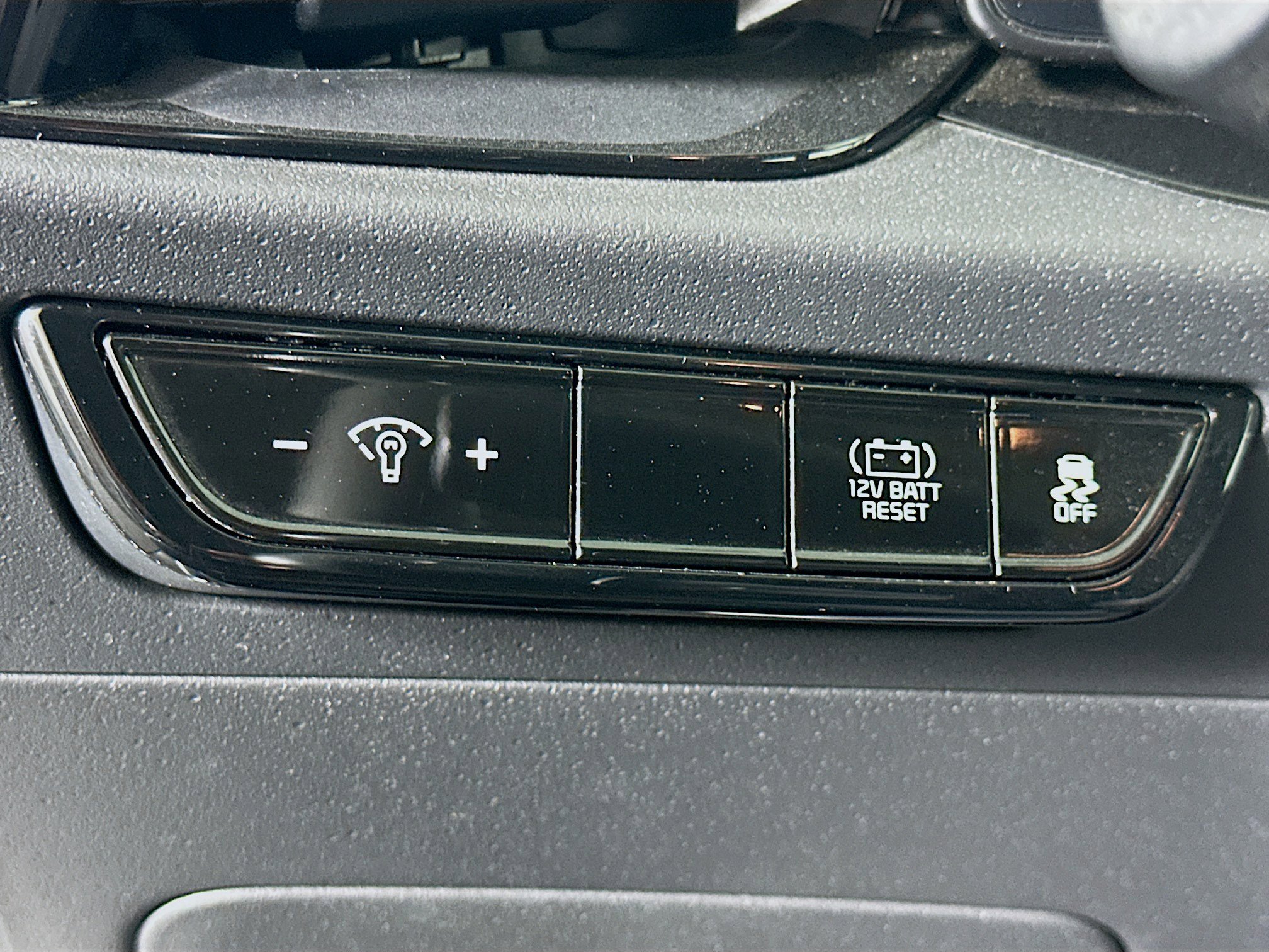 Used 2023 Kia Niro EX image 17