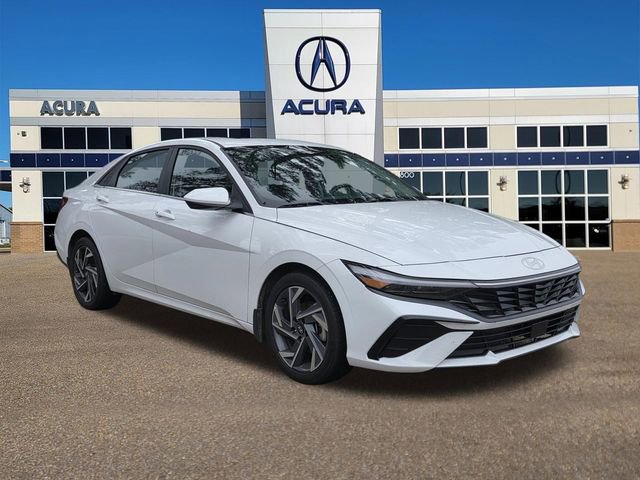Used 2024 Hyundai Elantra SEL w/ Convenience Package FWD image 1