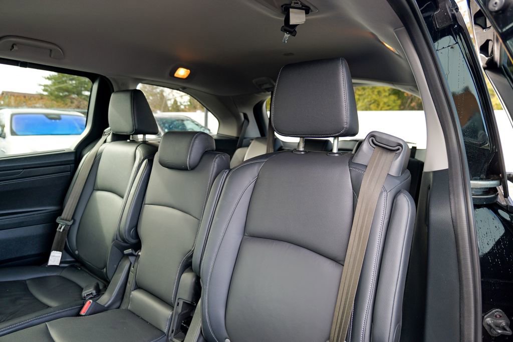 Used 2023 Honda Odyssey Touring image 30