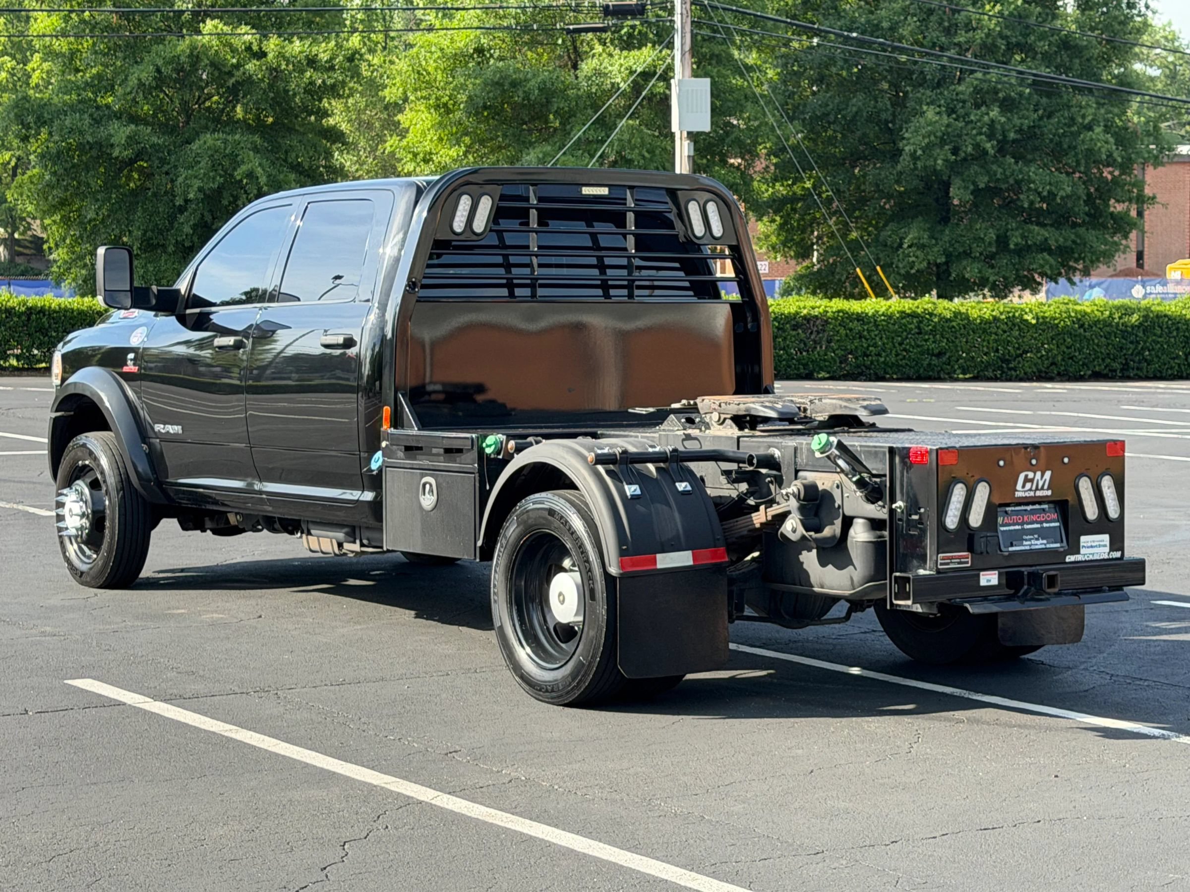 Used 2022 RAM 5500 Tradesman w/ Convenience Group AWD/4WD image 8