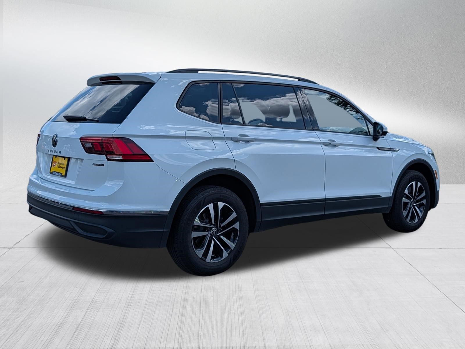 Certified 2023 Volkswagen Tiguan S AWD/4WD image 7