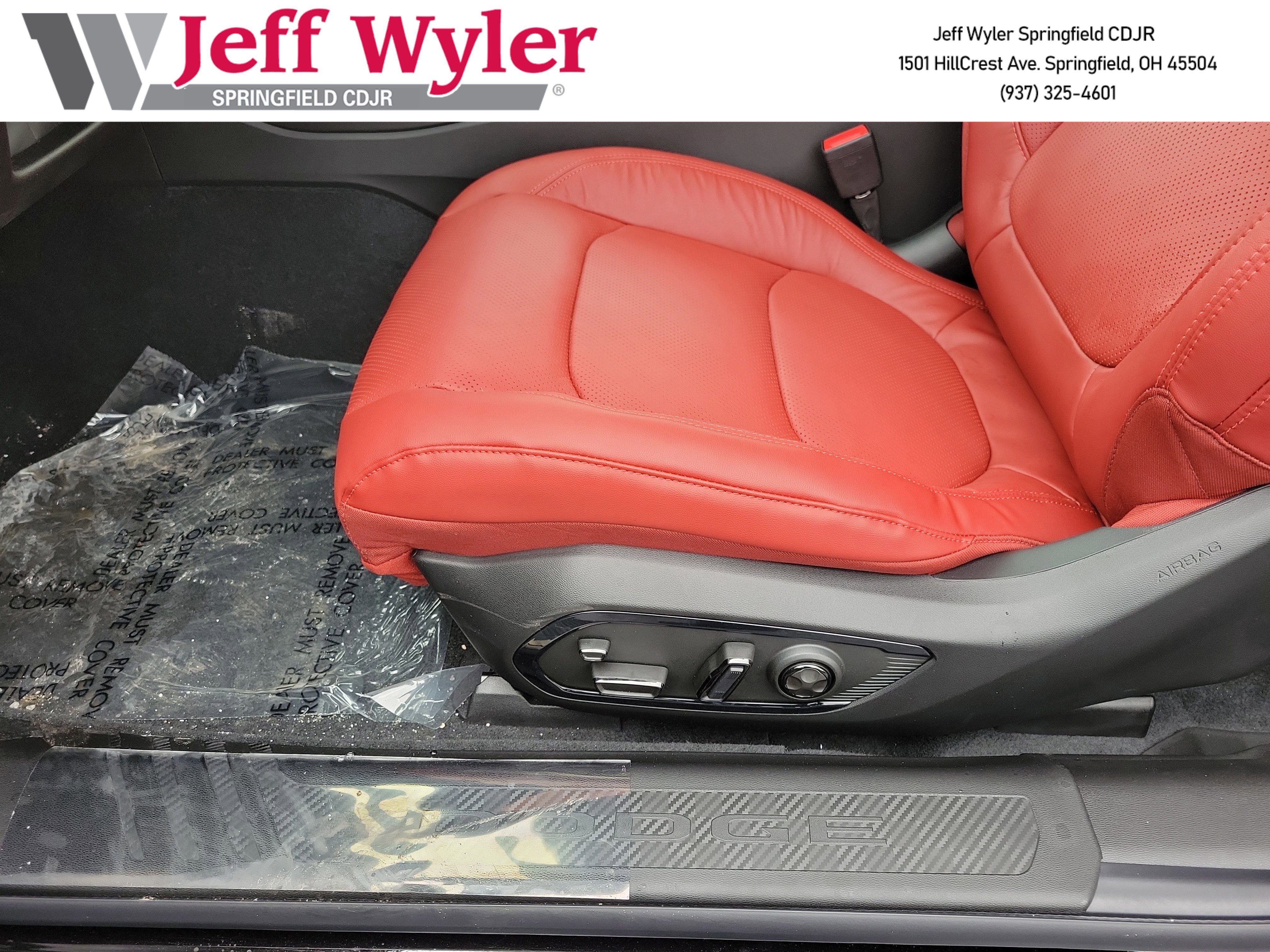 New 2026 Dodge Charger Daytona Scat Pack image 8