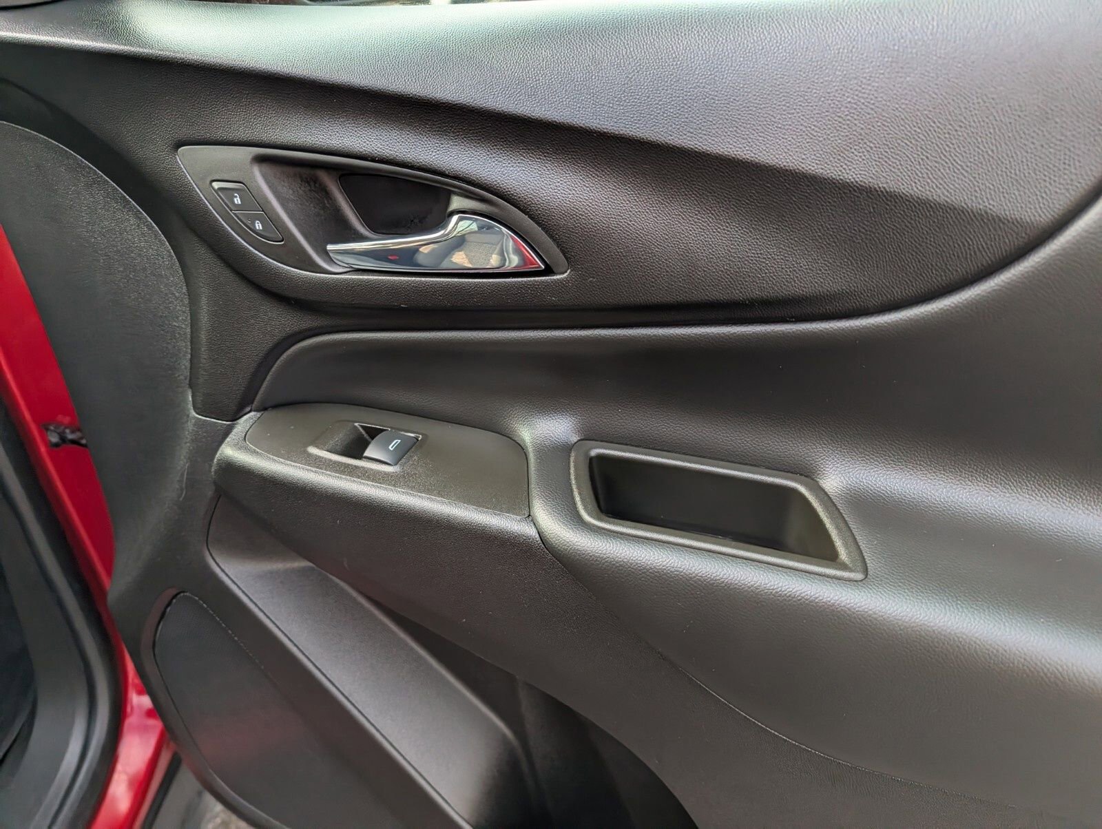 Used 2024 Chevrolet Equinox LT image 25