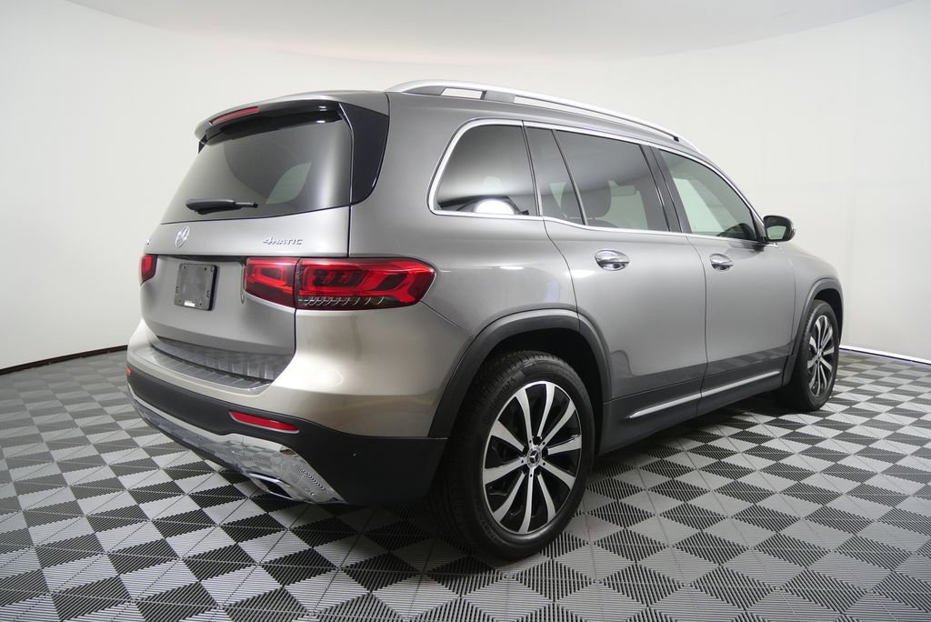 Used 2021 Mercedes-Benz GLB 250 4MATIC image 3