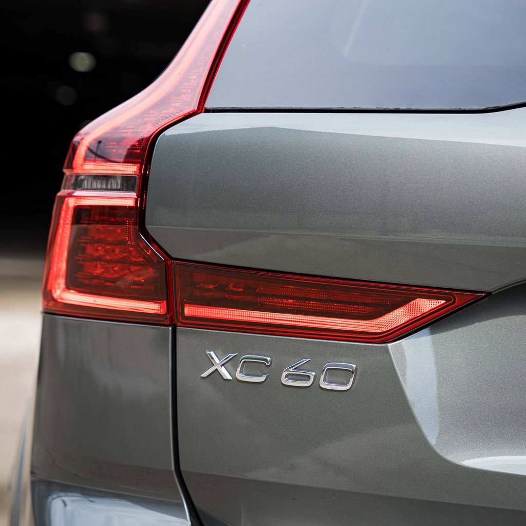 New 2026 Volvo XC60 T8 Ultra image 6