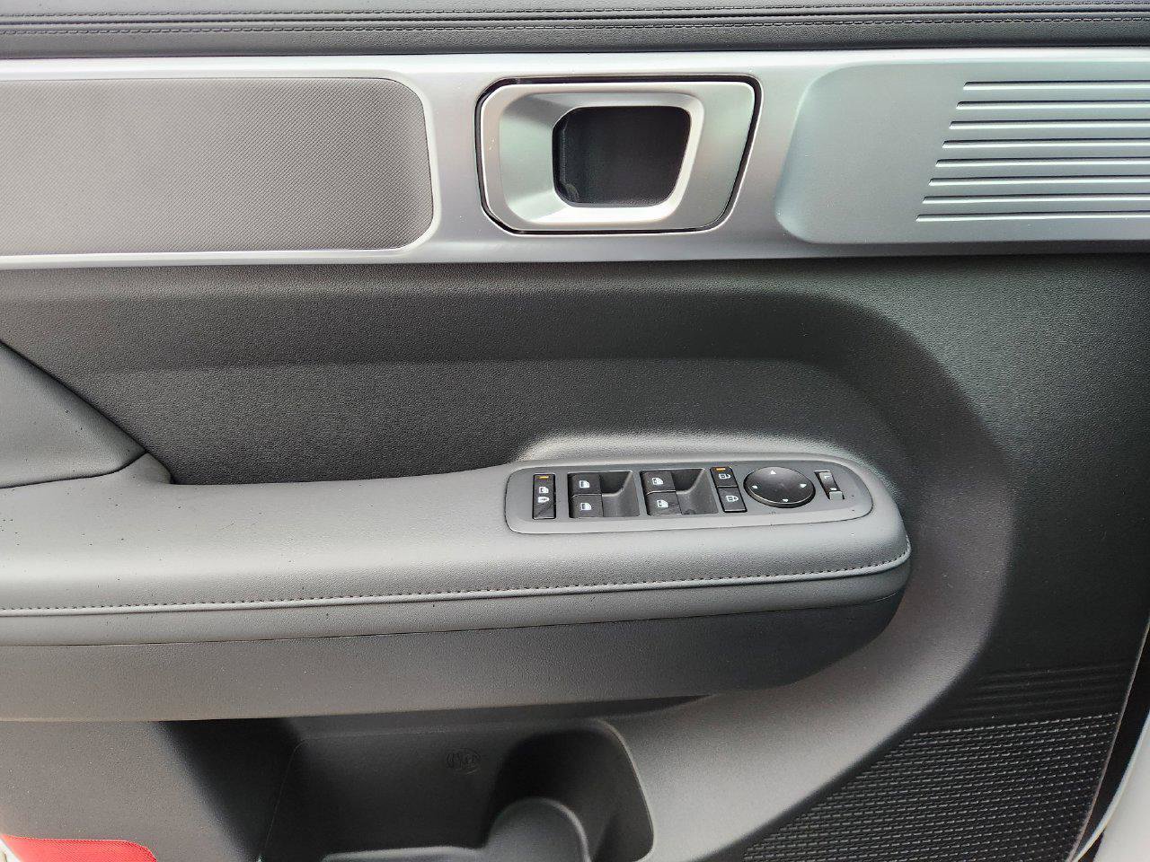 New 2026 Hyundai Santa Fe SEL FWD image 22