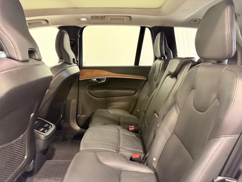 Used 2023 Volvo XC90 B5 Plus AWD/4WD image 21