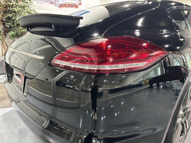 Used 2013 Porsche Panamera image 32