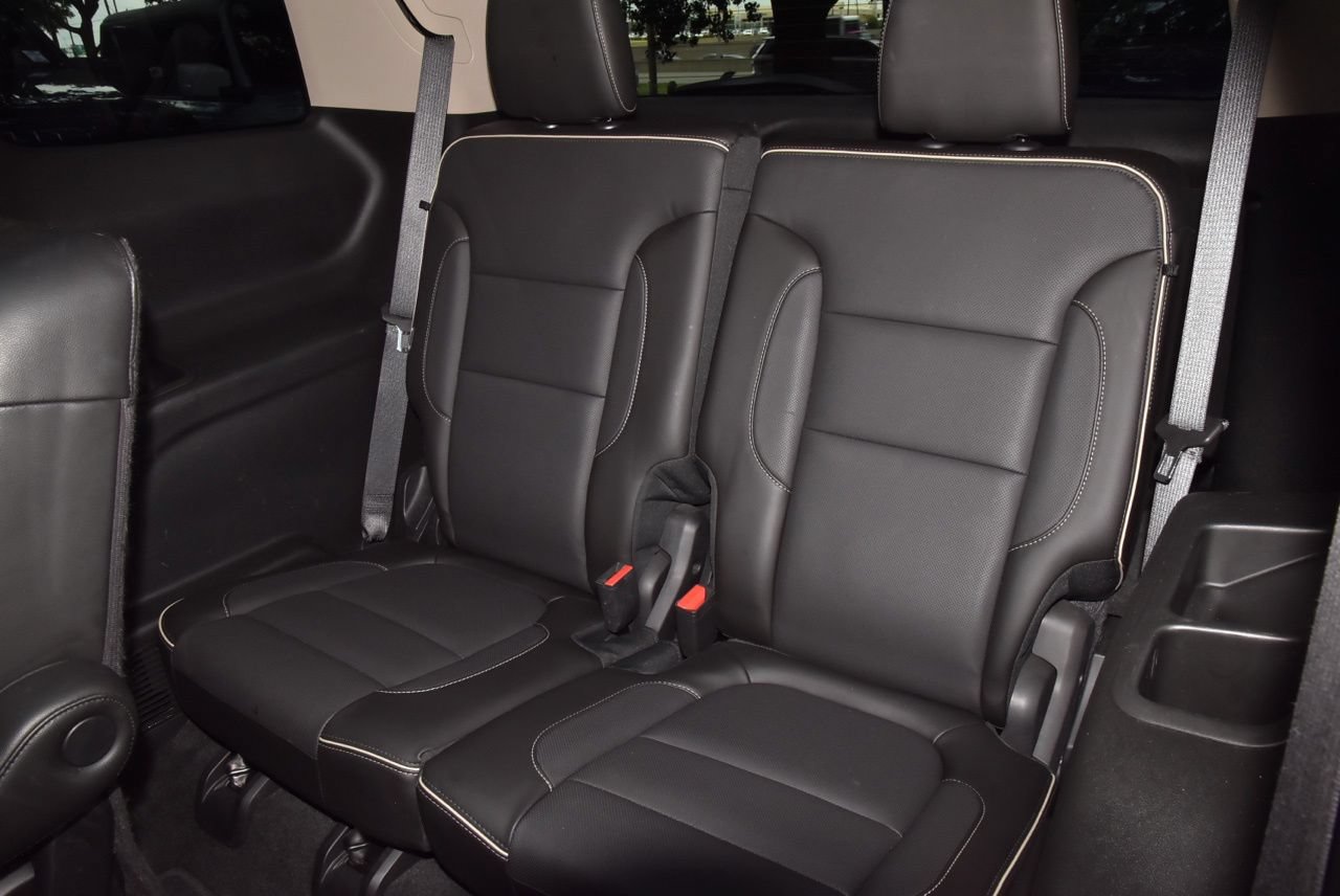 Used 2018 GMC Acadia Denali w/ Technology Package FWD image 15