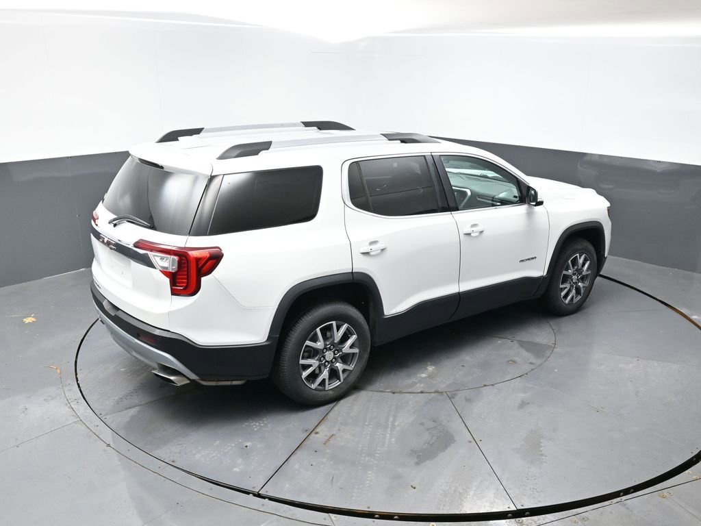 Used 2023 GMC Acadia SLT image 14