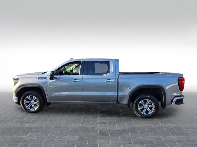 Used 2025 GMC Sierra 1500 SLT AWD/4WD image 4