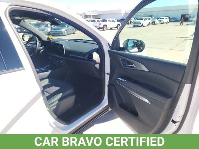 Used 2024 Chevrolet Traverse LT w/ LPO, Floor Liner Package image 28