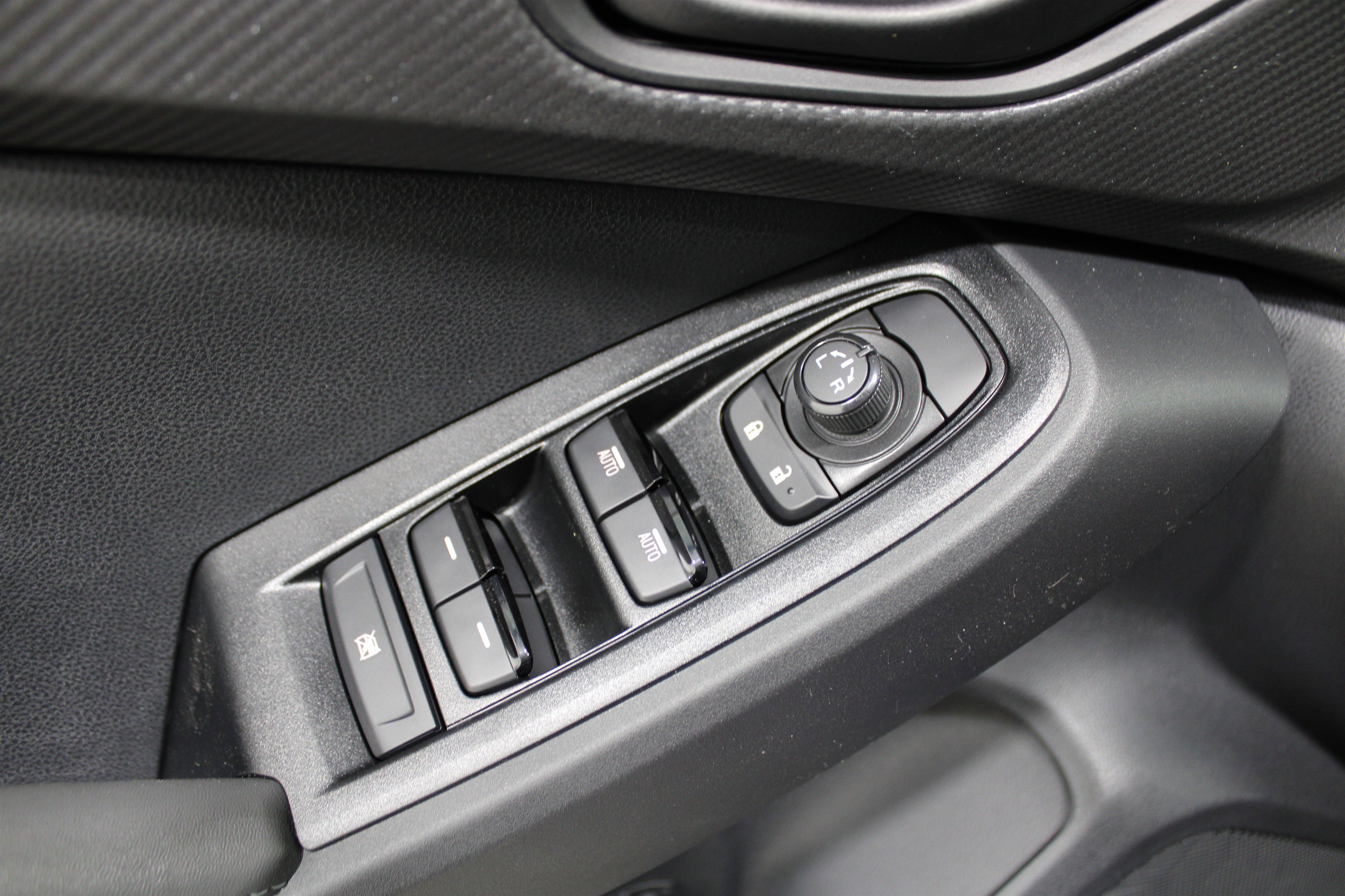 New 2026 Subaru Crosstrek 2.0i Premium image 7