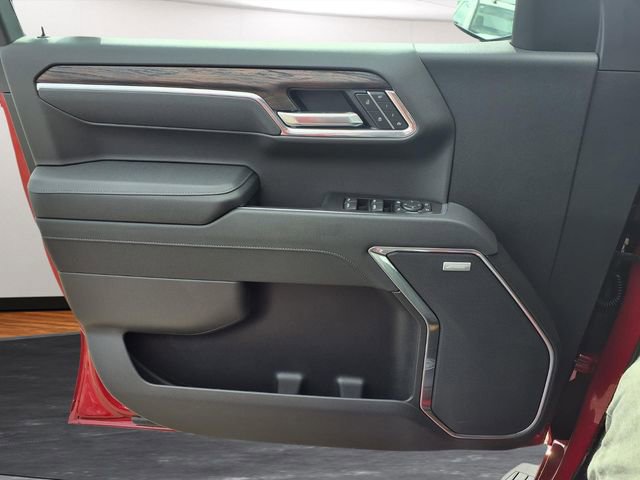 New 2026 GMC Sierra 1500 SLT image 15