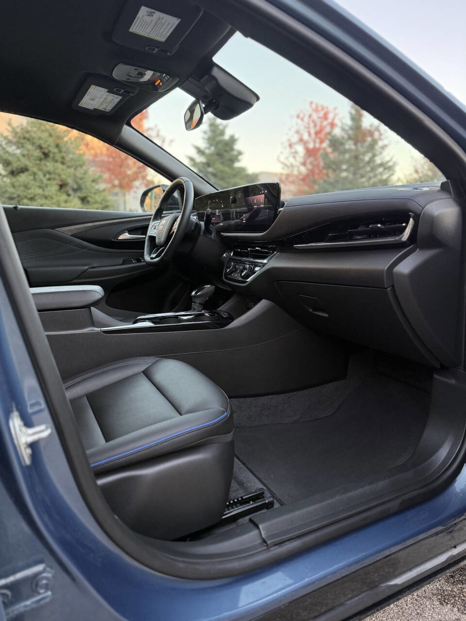 Used 2025 Buick Envista Sport Touring w/ Convenience I Package image 21