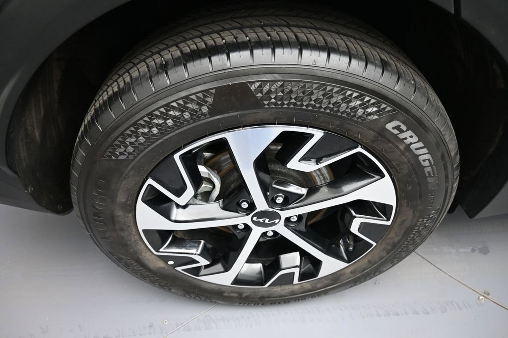 Certified 2023 Kia Sportage EX AWD/4WD image 12
