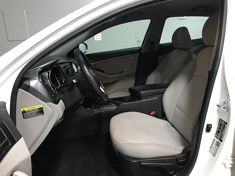 Used 2012 Kia Optima LX FWD image 11