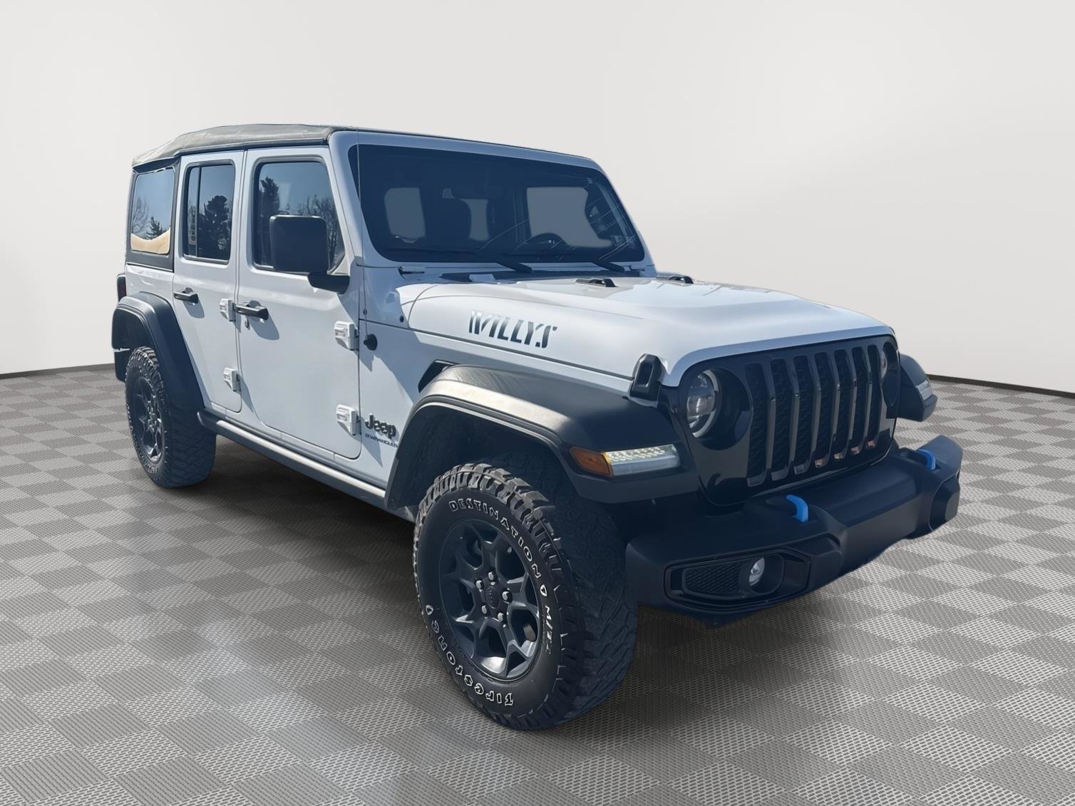 Used 2023 Jeep Wrangler Unlimited w/ Cold Weather Group image 7