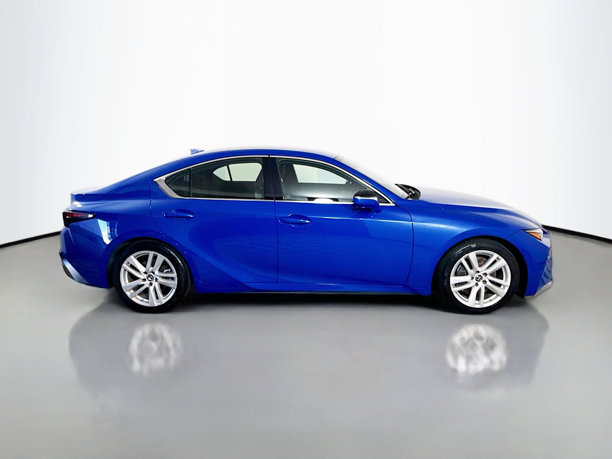Used 2021 Lexus IS 300 w/ Accessory Package image 11