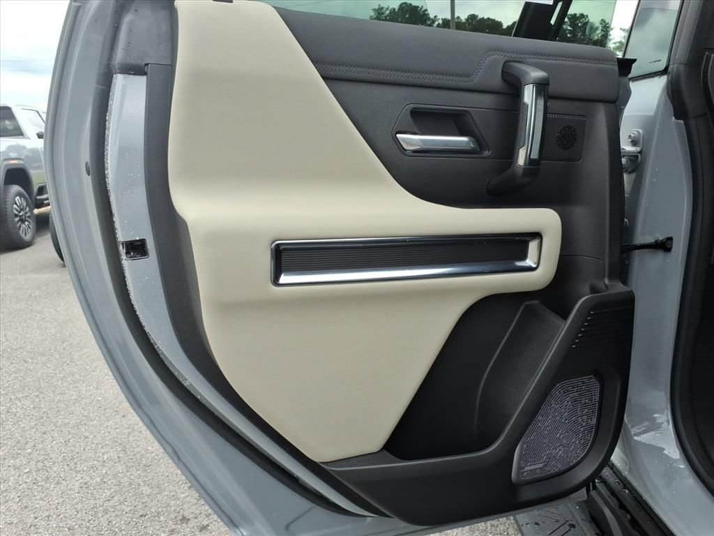 New 2026 GMC Hummer EV SUV AWD/4WD image 17