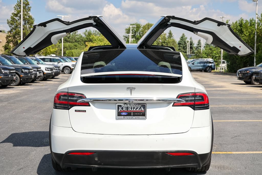 Used 2020 Tesla Model X Long Range AWD/4WD image 27
