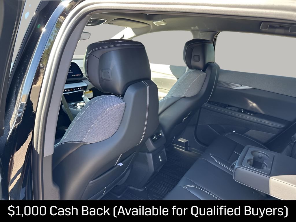 New 2026 Cadillac Optiq Luxury 1 w/ LPO, Floor Liner Package AWD/4WD image 18