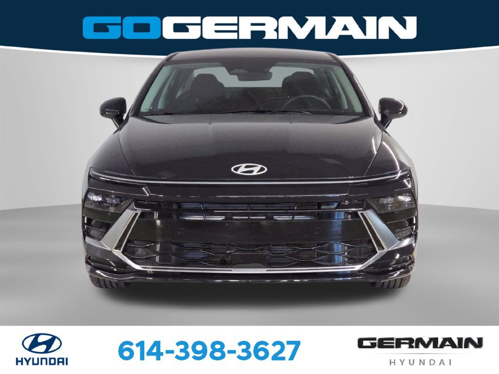 Used 2024 Hyundai Sonata SEL FWD image 2