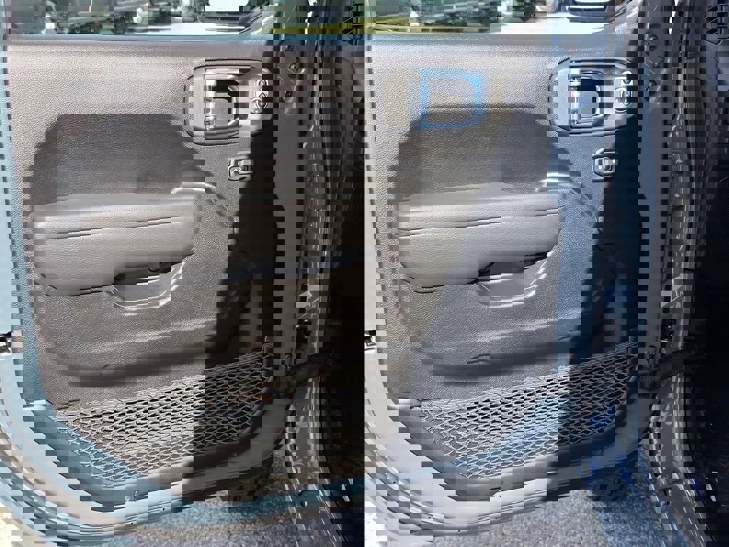 New 2026 Jeep Gladiator Sport image 8