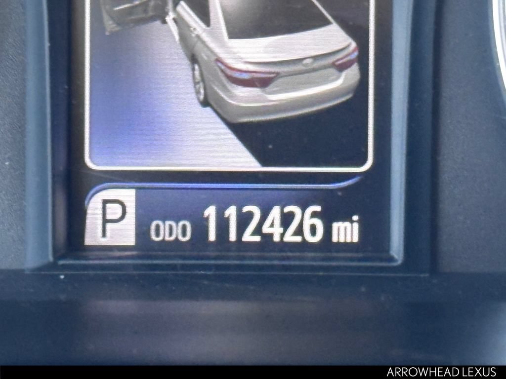 Used 2015 Toyota Camry XLE w/ Moonroof Package FWD image 25