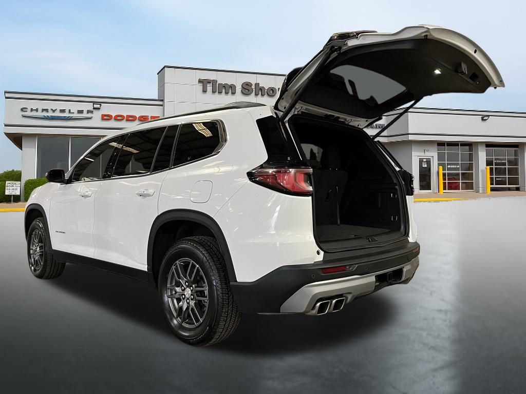 Used 2025 GMC Acadia Elevation image 15