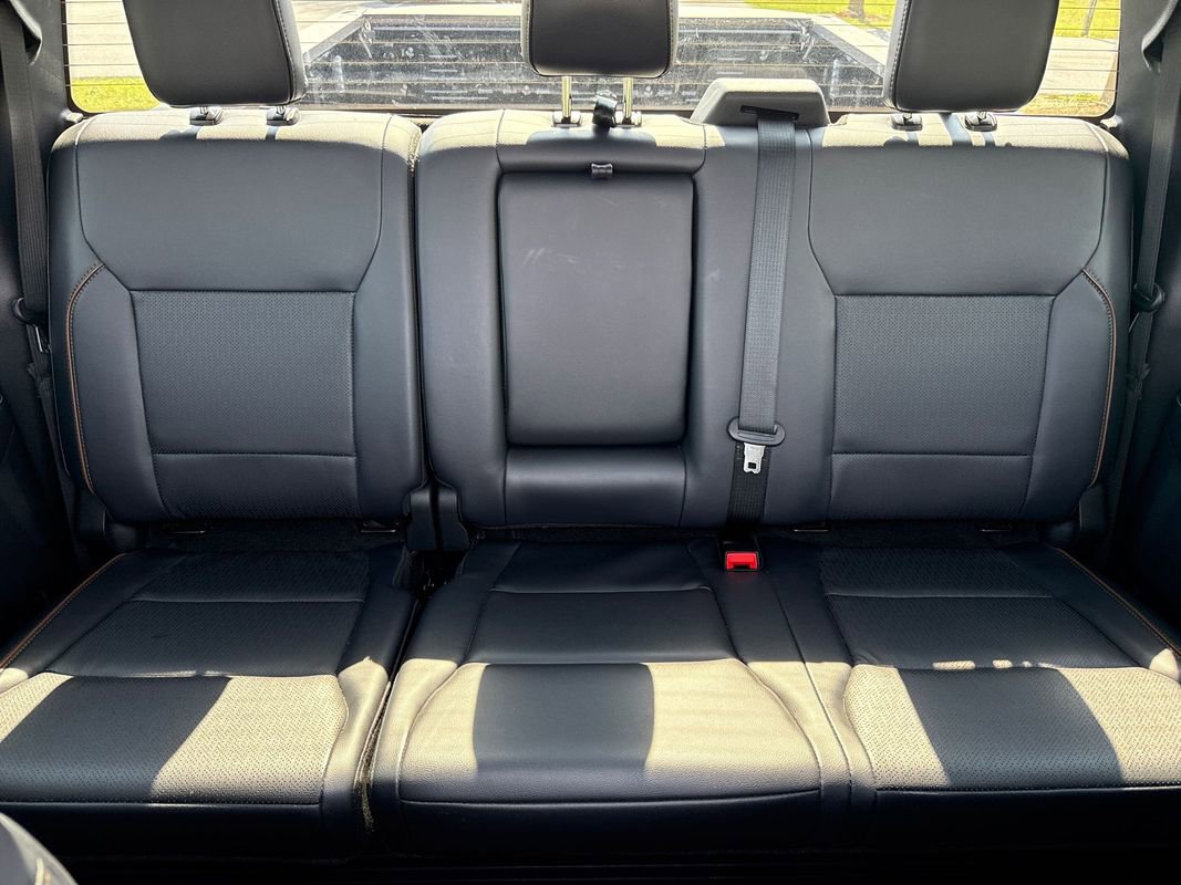 Used 2025 Ford F350 Lariat w/ Camper Package image 29