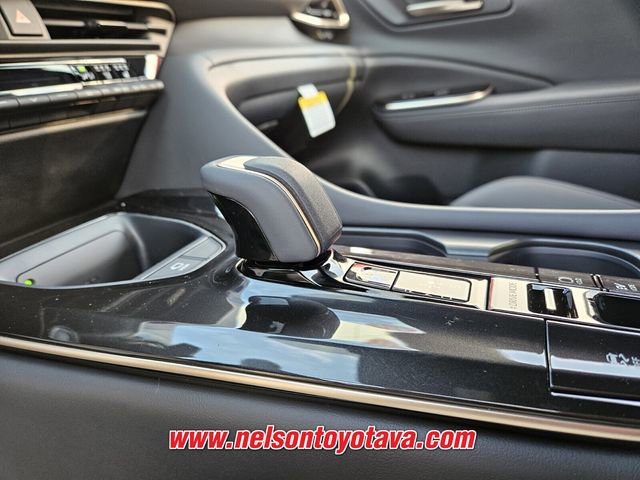 New 2025 Toyota Crown Signia w/ Advanced Technology Package AWD/4WD image 12