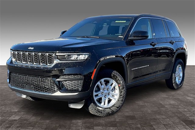 New 2025 Jeep Grand Cherokee Laredo