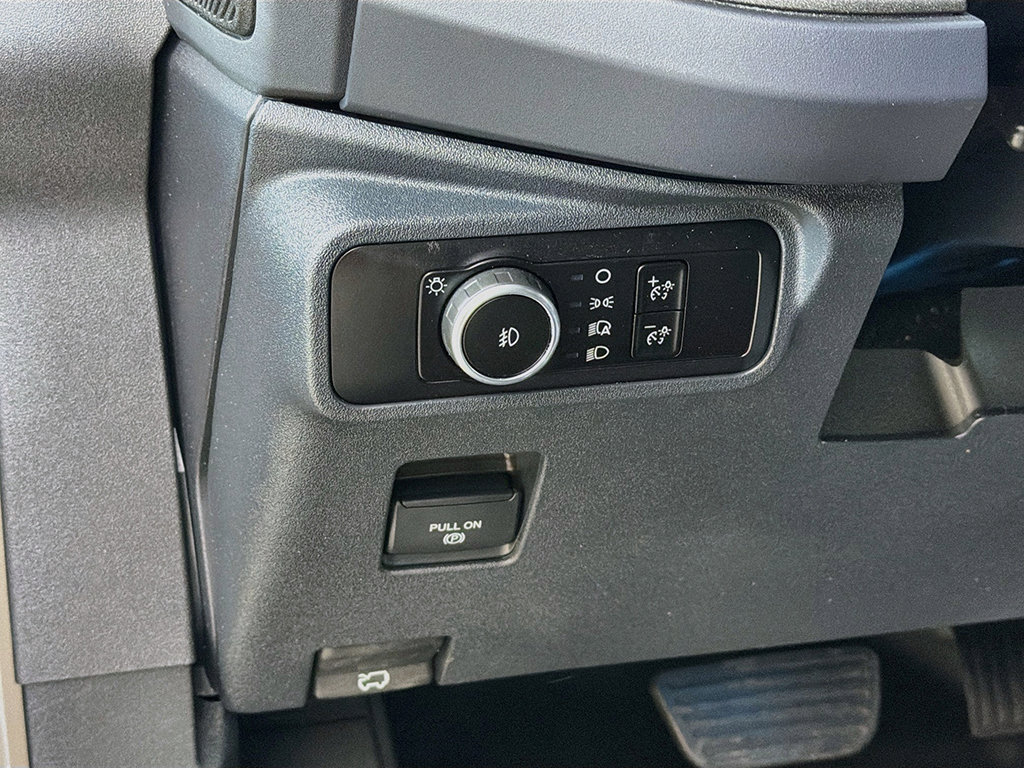 Used 2025 Ford Bronco Badlands AWD/4WD image 30
