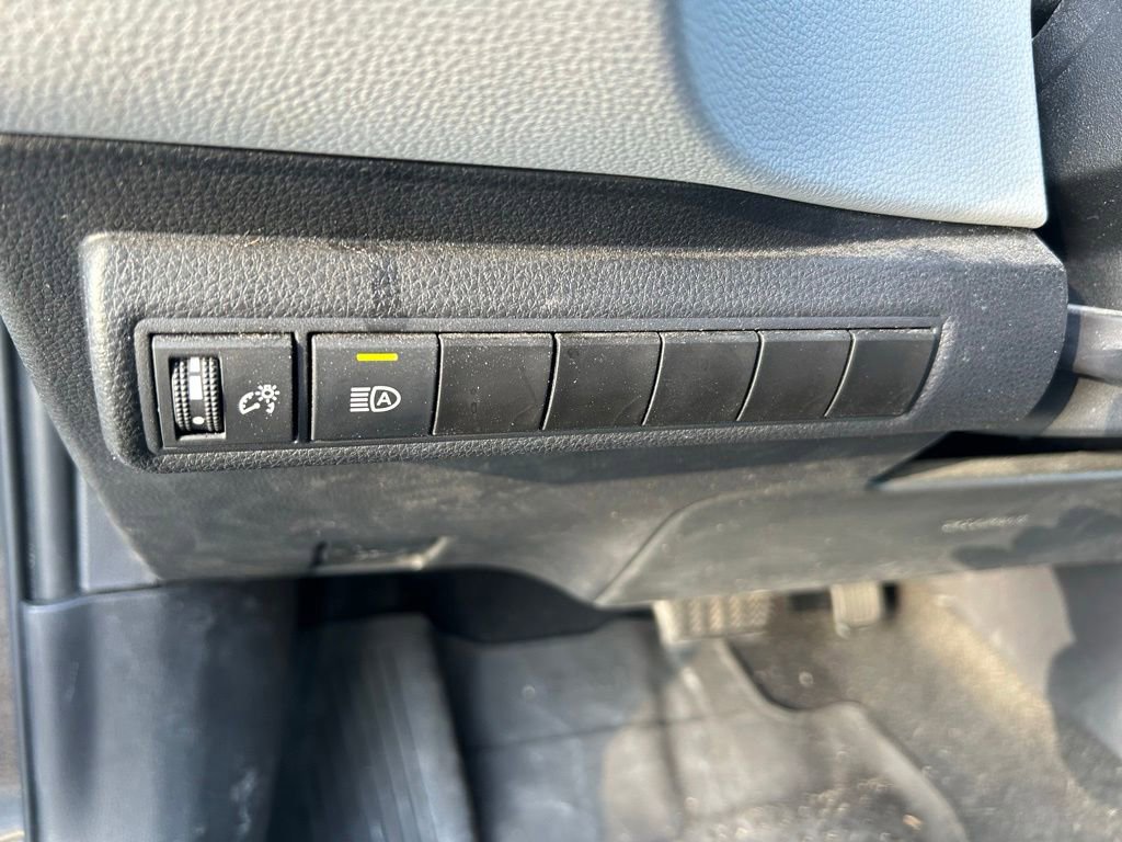 Used 2024 Toyota Corolla SE FWD image 18