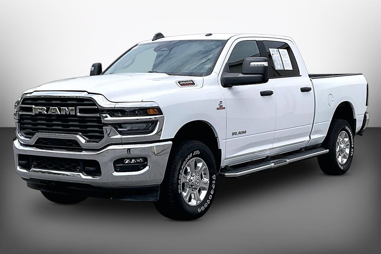 Used 2025 RAM 2500 Big Horn AWD/4WD image 4