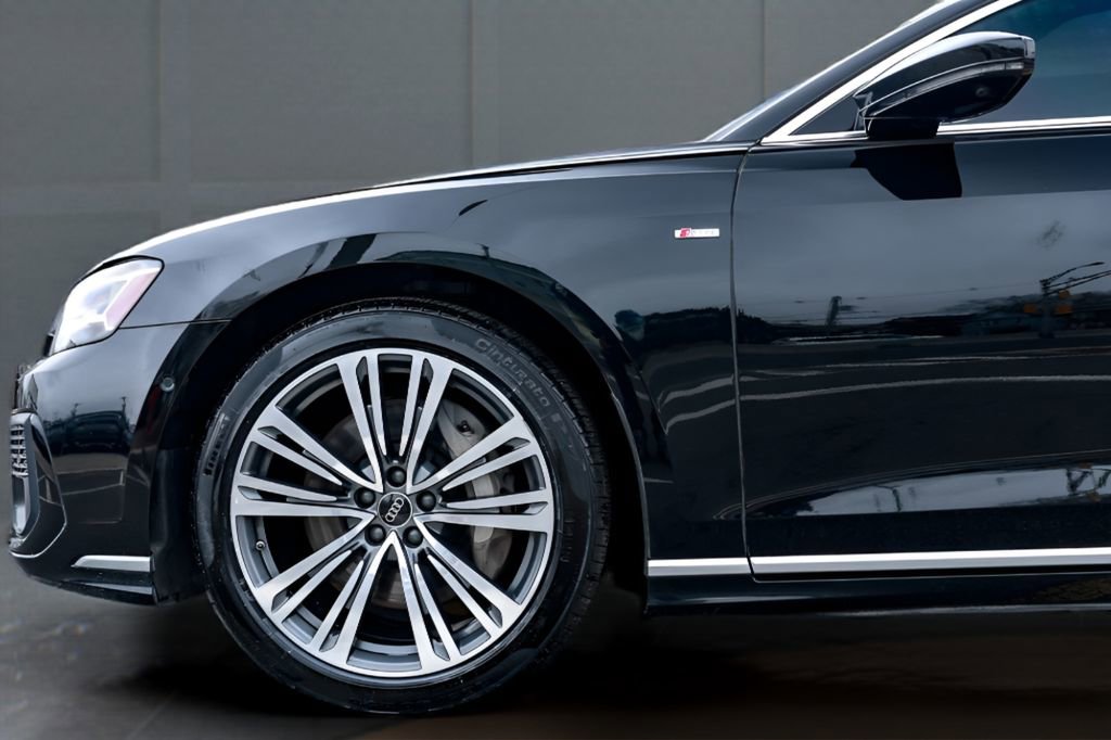 Used 2023 Audi A8 L 3.0T w/ Comfort Plus Package image 34