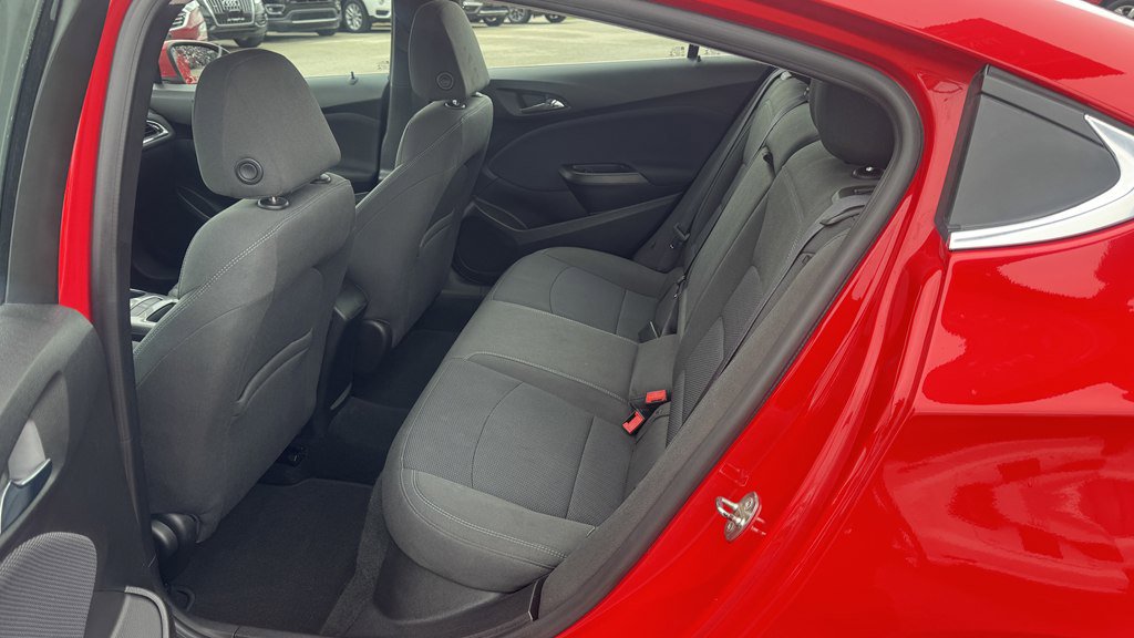 Used 2016 Chevrolet Cruze LT image 22