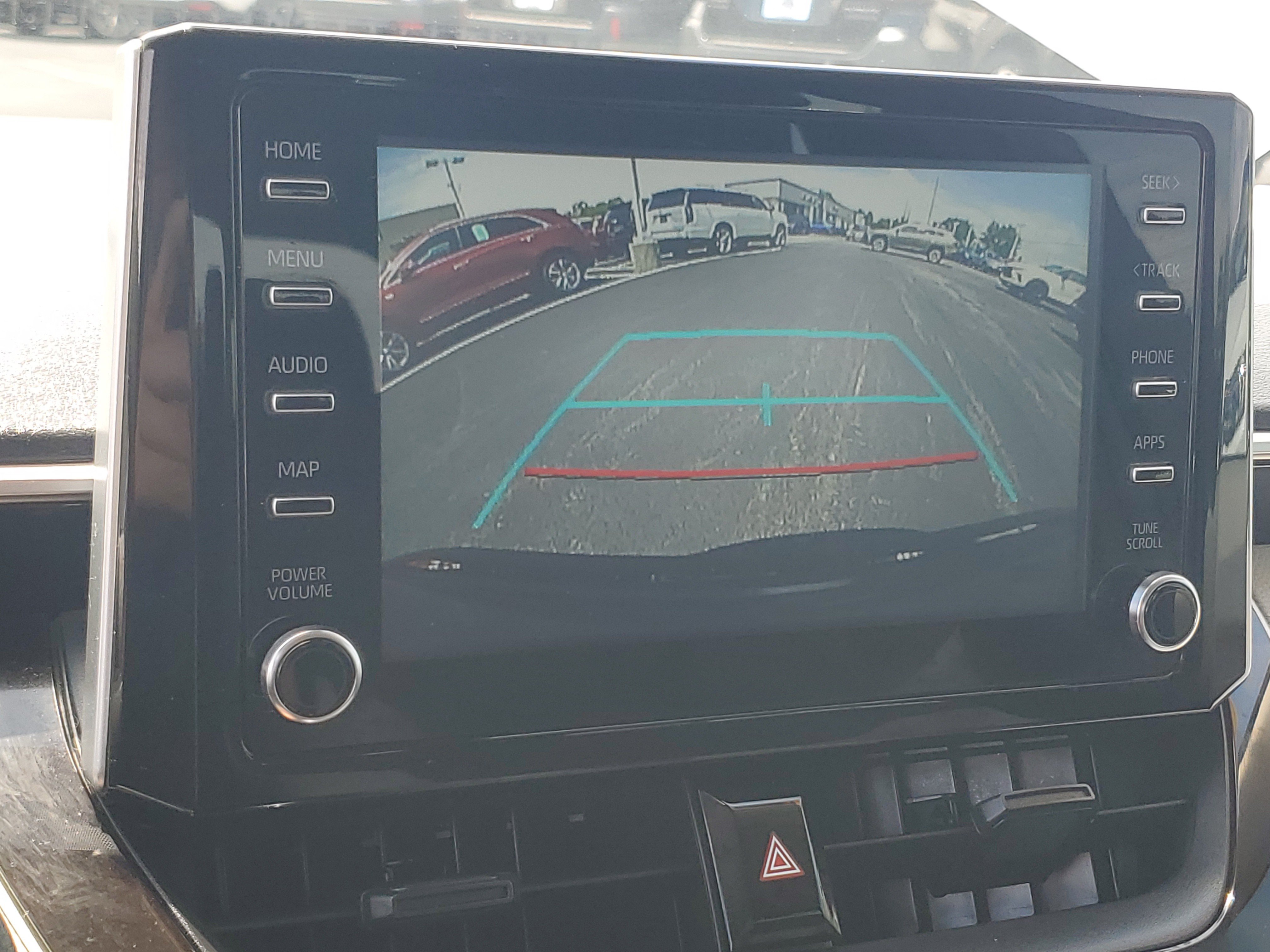 Used 2020 Toyota Corolla LE w/ Carpet Mat Package (TMS) FWD image 24