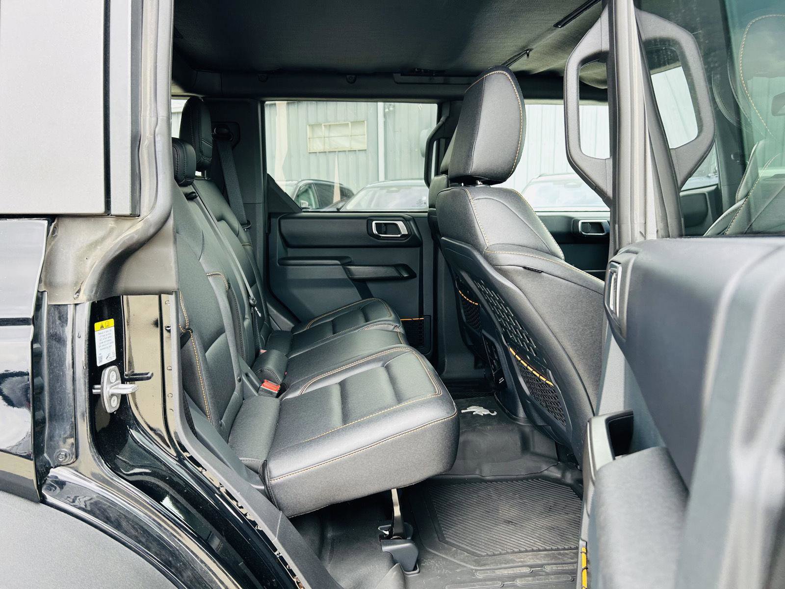 Used 2024 Ford Bronco Badlands image 31