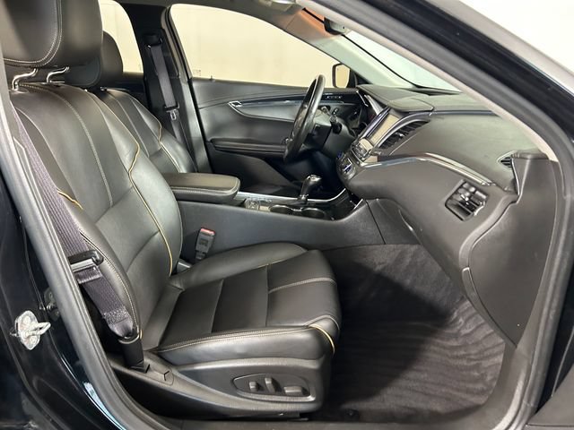 Used 2016 Chevrolet Impala LTZ w/ Enhanced Convenience Package FWD image 28