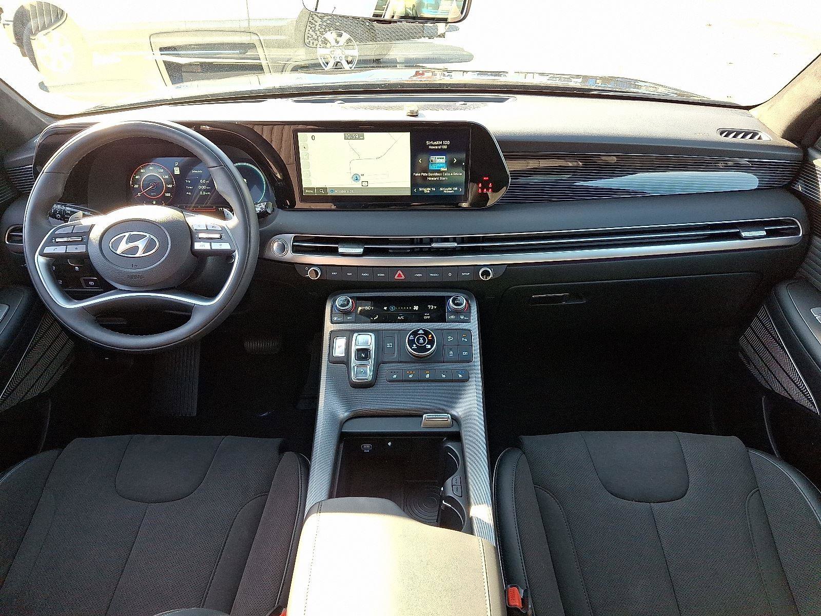 Used 2025 Hyundai Palisade Calligraphy image 12