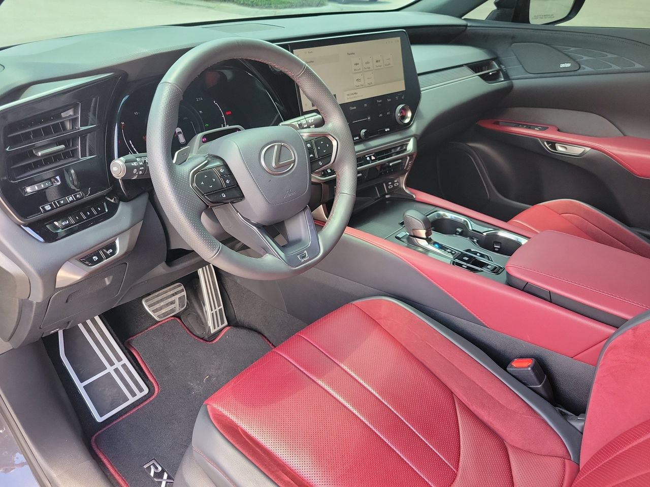 Used 2024 Lexus RX 500h F Sport w/ Convenience Package AWD/4WD image 15