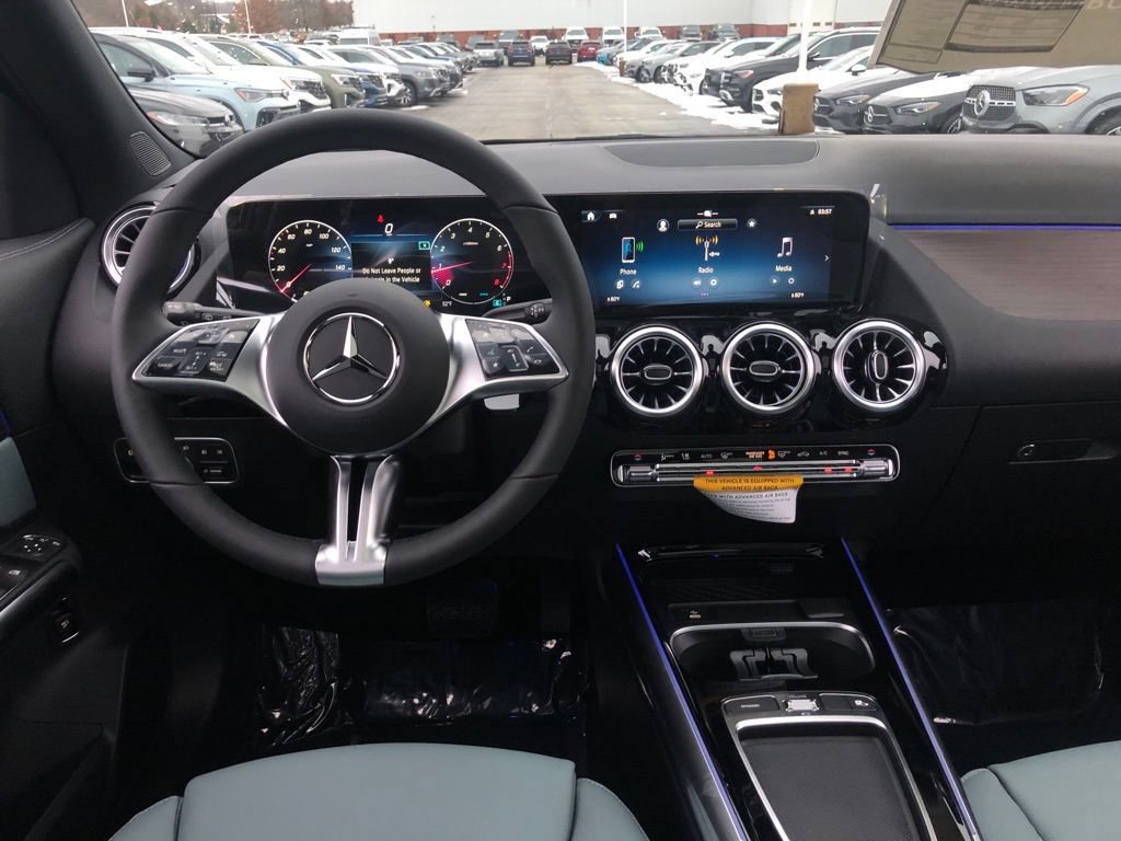 New 2026 Mercedes-Benz GLA 250 4MATIC image 11