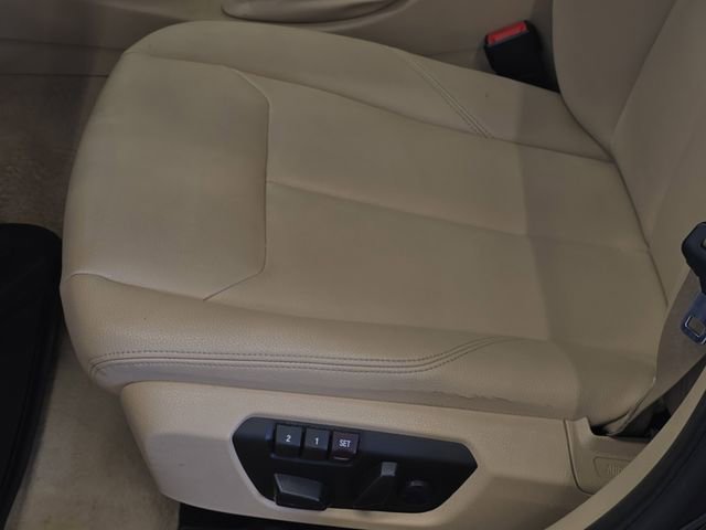 Used 2015 BMW 320i xDrive Sedan AWD/4WD image 31