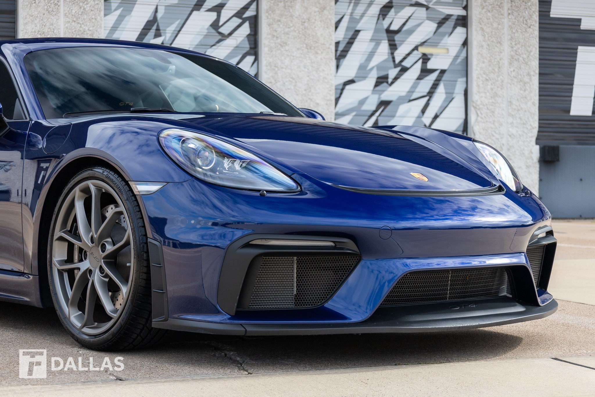 Used 2023 Porsche 718 Cayman GT4 RWD image 2