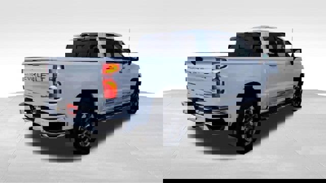 Certified 2024 Chevrolet Silverado 1500 High Country w/ Technology Package image 8