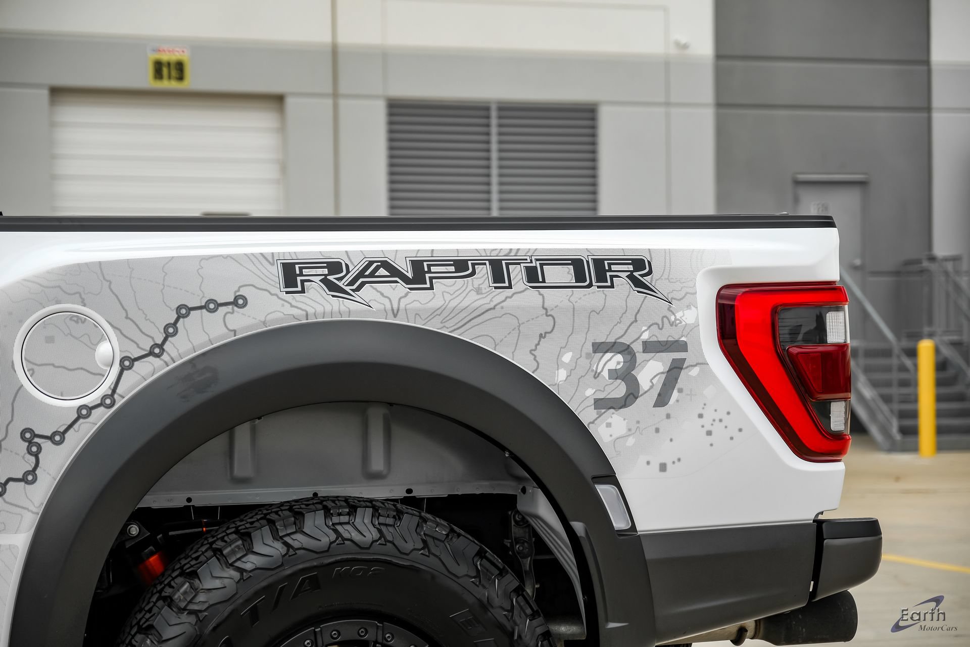Used 2023 Ford F150 Raptor w/ Raptor 37 Performance Package AWD/4WD image 33